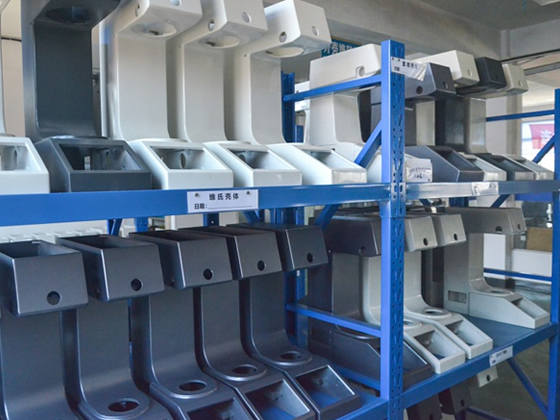 維氏硬度計半成品車間實景